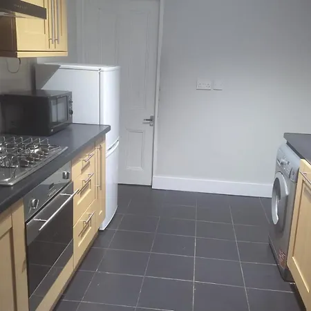 Xxy Three Bedroom Jesmond Apartment Gosforth  Buitenkant foto