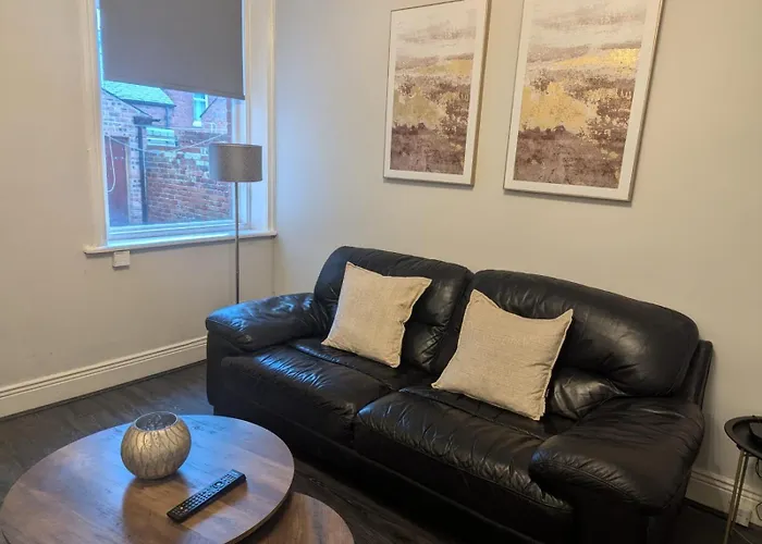 Xxy Three Bedroom Jesmond Apartment