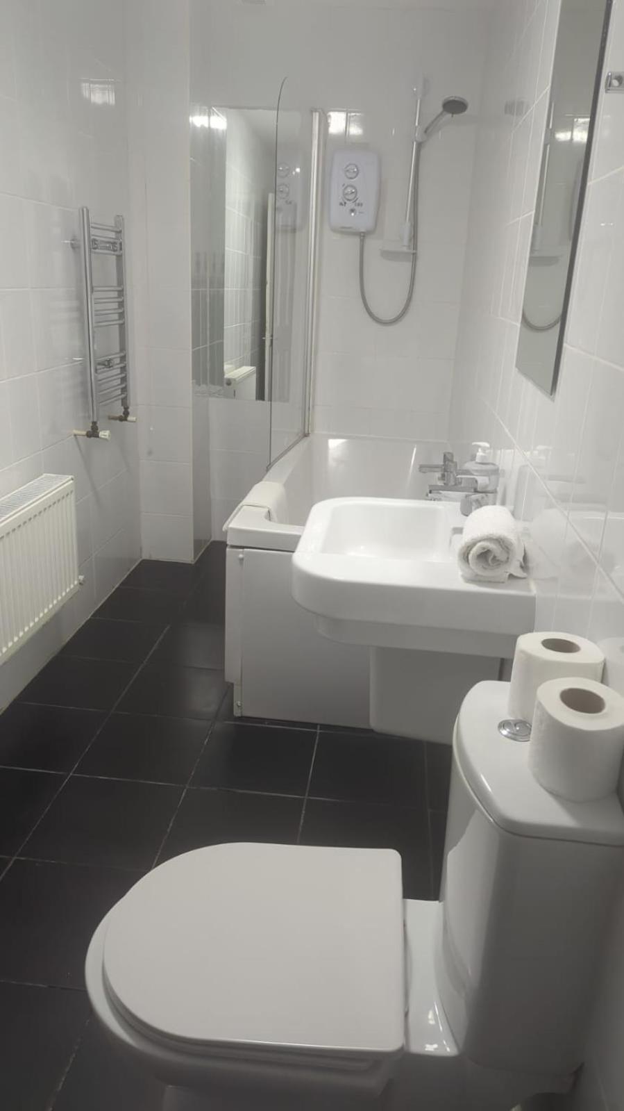 Xxy Three Bedroom Jesmond Gosforth (Tyne and Wear)